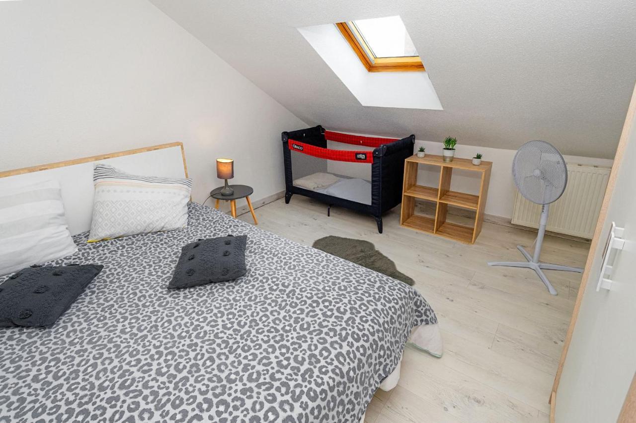Ferienwohnung Ld - Location Montluçon Exterior foto