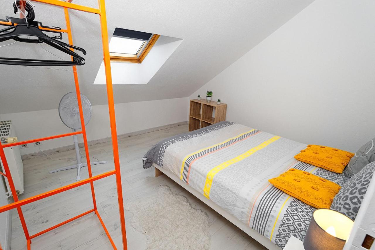 Ferienwohnung Ld - Location Montluçon Exterior foto